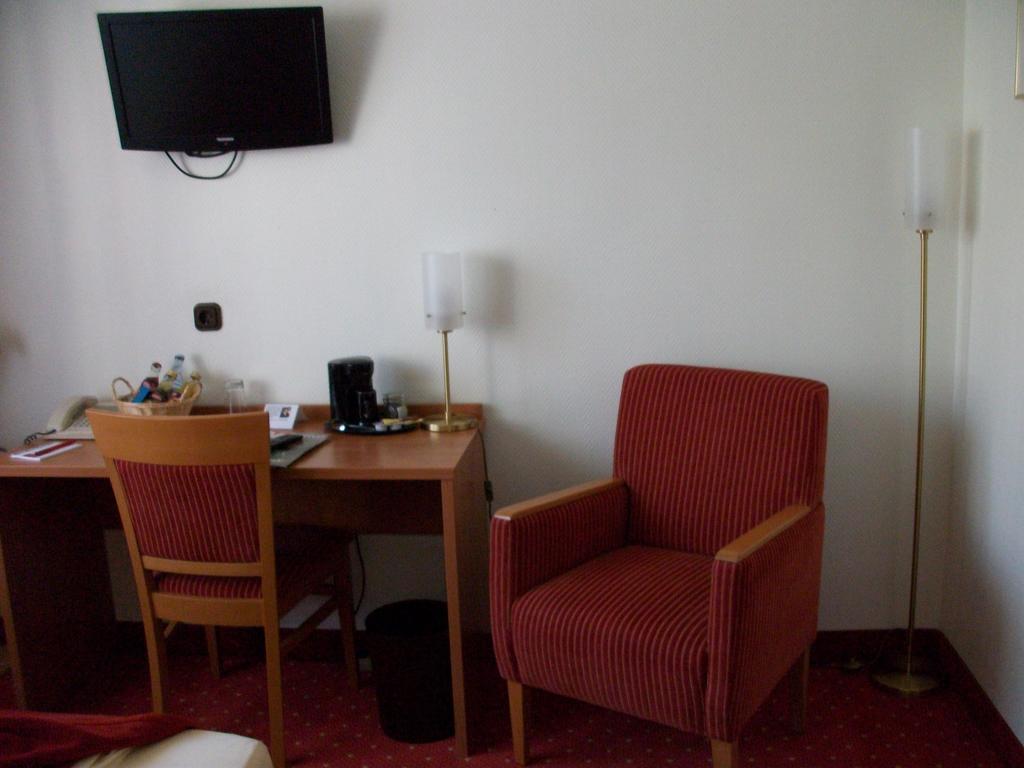 Ruhr Hotel เอสเซน ภายนอก รูปภาพ