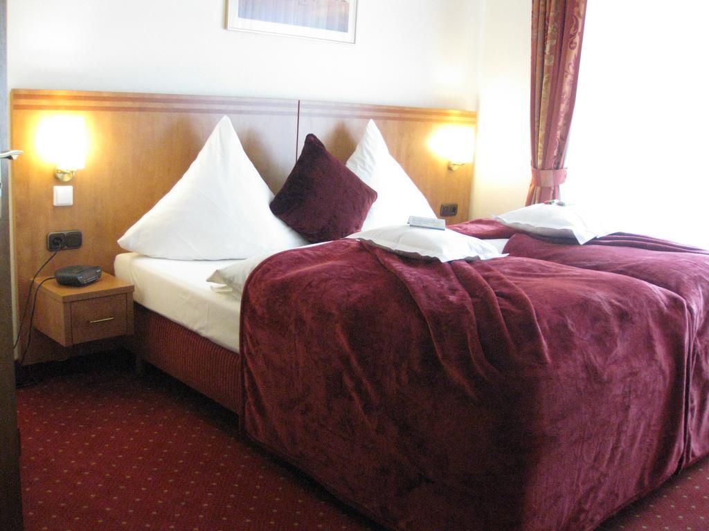 Ruhr Hotel เอสเซน ภายนอก รูปภาพ