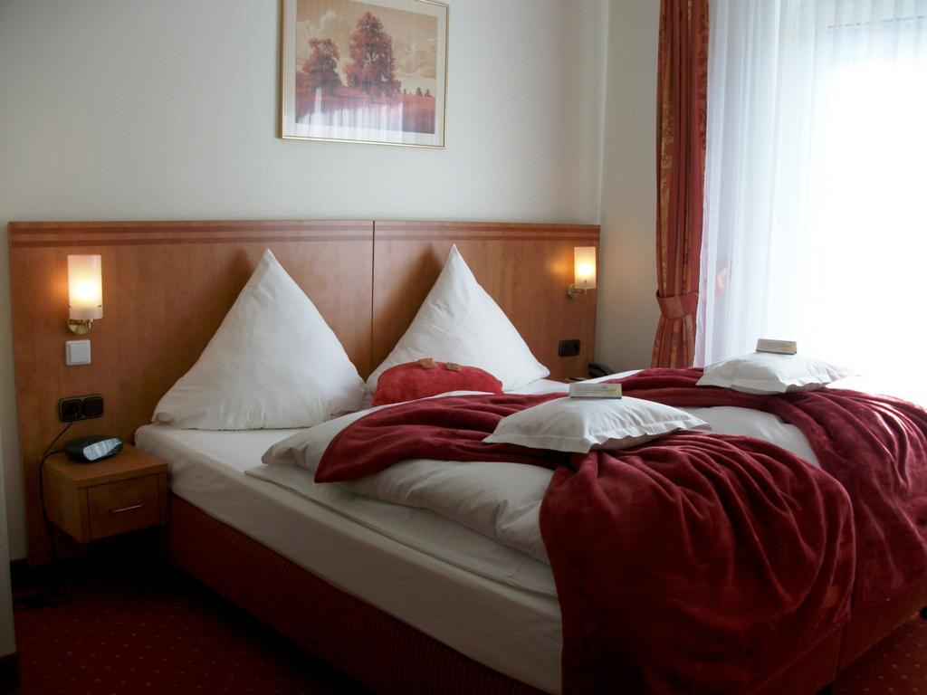 Ruhr Hotel เอสเซน ภายนอก รูปภาพ