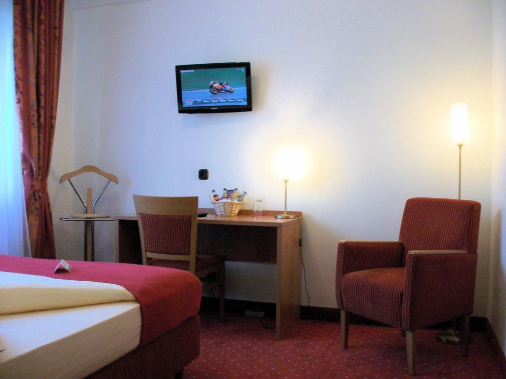 Ruhr Hotel เอสเซน ภายนอก รูปภาพ