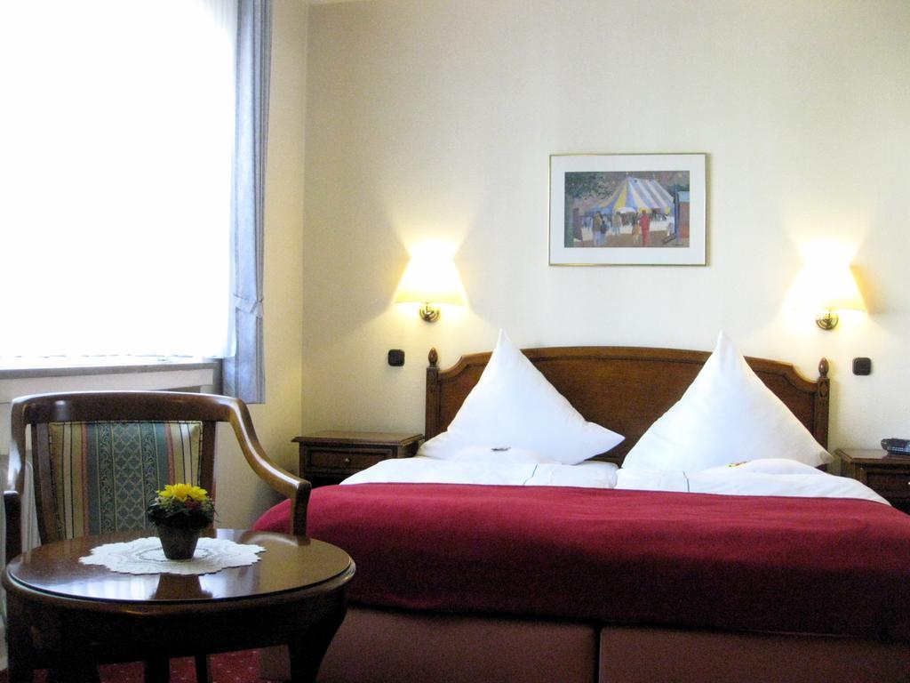 Ruhr Hotel เอสเซน ภายนอก รูปภาพ