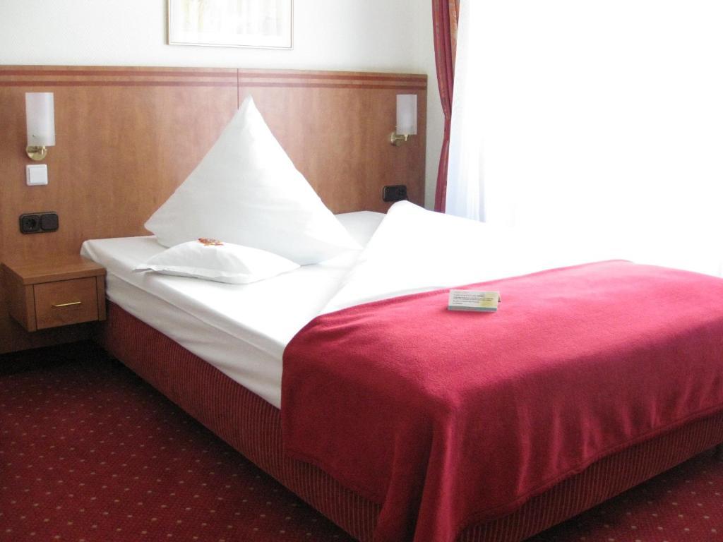 Ruhr Hotel เอสเซน ภายนอก รูปภาพ